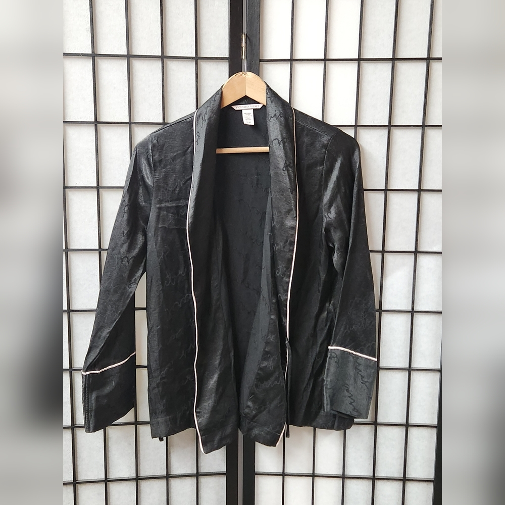 Victoria Secret. Black Gown. Small